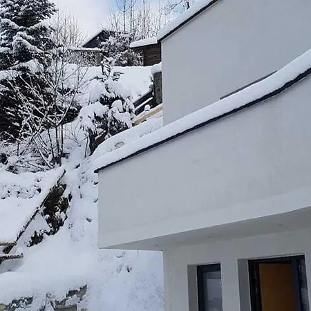 Beautiful And Cosy Flat In واغراين
