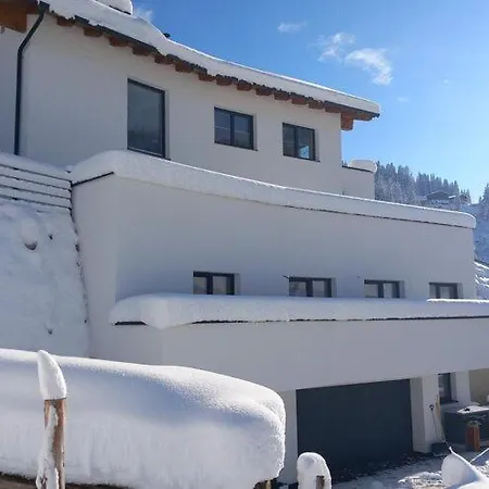 Beautiful And Cosy Flat In شقة