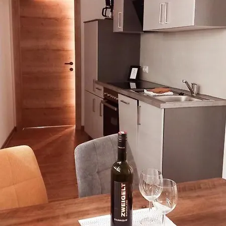 Beautiful And Cosy Flat In واغراين