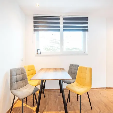 Beautiful And Cosy Flat In شقة